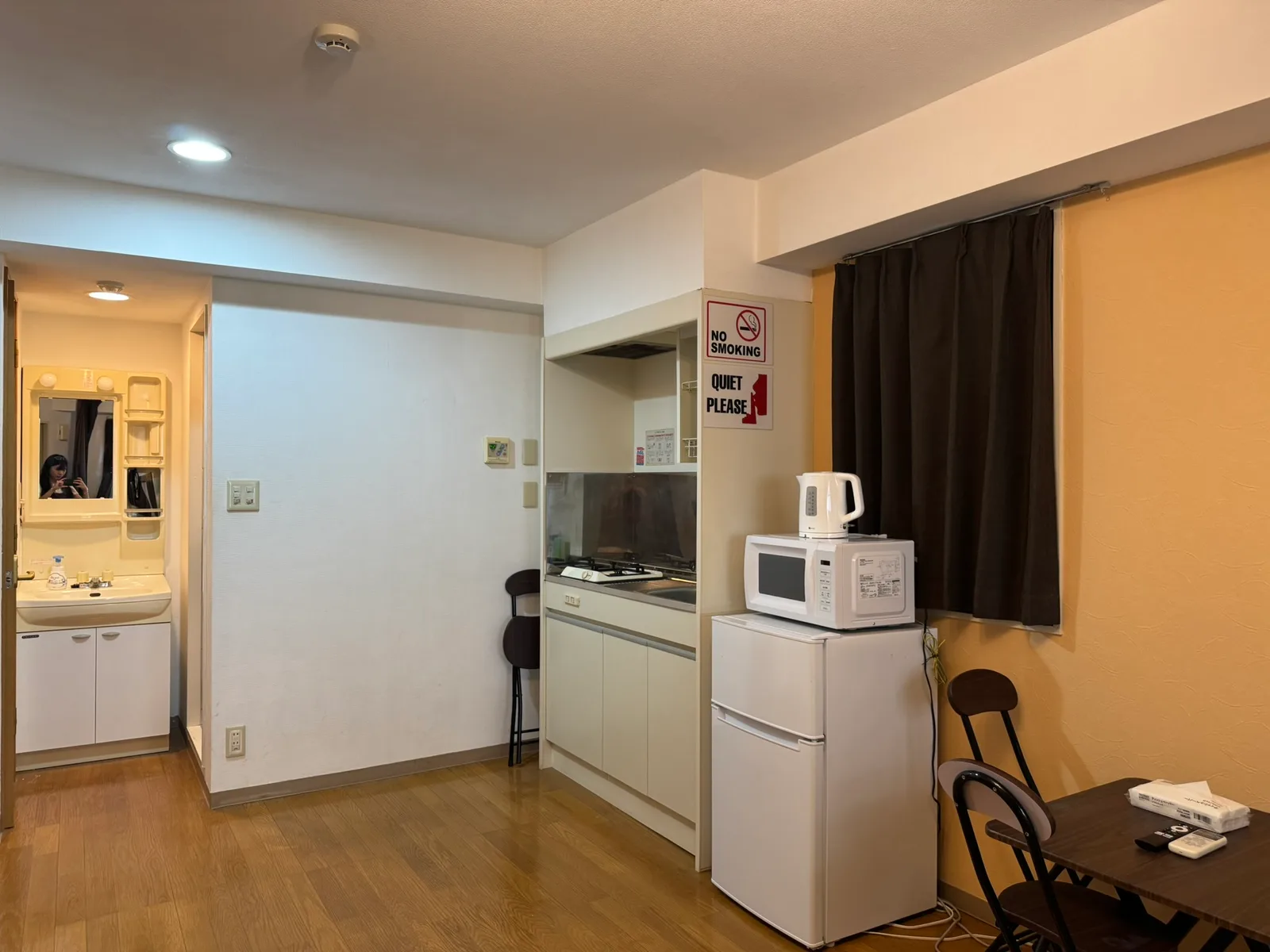 Kitchen and wash basin